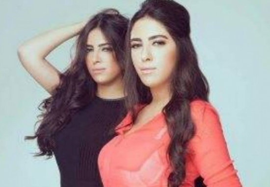 توأم نورلين تنهار وتنعيها بكلمات مؤثرة بعد وفاتها بحادث داليا التوني توأم نورلين تنهار وتنعيها بكلمات مؤثرة بعد وفاتها بحادث داليا التوني