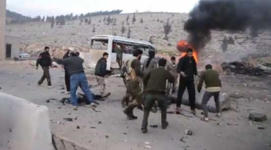 بالفيديو : عشرات القتلى والجرحى في تفجير مزدوج على معبر باب الهوا الحدودي