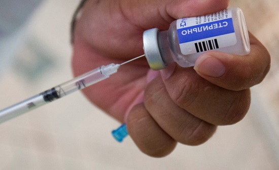 إعطاء أكثر من 21 ألف جرعة من اللقاح المضاد لكورونا خلال 24 ساعة في الأردن إعطاء أكثر من 21 ألف جرعة من اللقاح المضاد لكورونا خلال 24 ساعة في الأردن