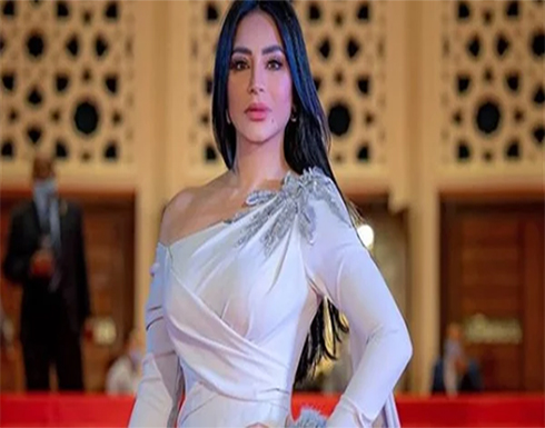 لجين عمران تكشف عن حبها للسيارات الرياضية.. فيديو لجين عمران تكشف عن حبها للسيارات الرياضية.. فيديو