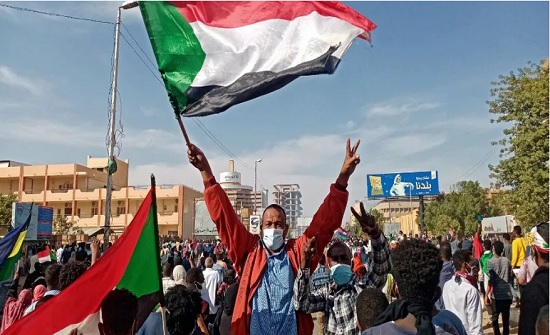 السودان.. تظاهرات مرتقبة وسط انتشار أمني كثيف وقطع للإنترنت السودان.. تظاهرات مرتقبة وسط انتشار أمني كثيف وقطع للإنترنت