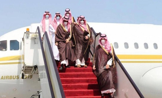 وزير الخارجية السعودي يصل إلى قطر في زيارة رسمية وزير الخارجية السعودي يصل إلى قطر في زيارة رسمية