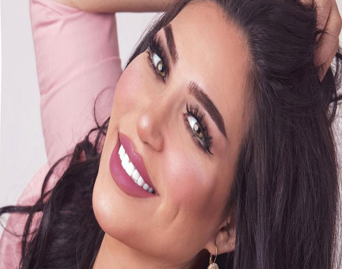 بالفيديو : الدكتورة خلود تكشف عدد الكيلوغرامات التي خسرتها منذ ولادتها... والرقم يثير السخرية بالفيديو : الدكتورة خلود تكشف عدد الكيلوغرامات التي خسرتها منذ ولادتها... والرقم يثير السخرية