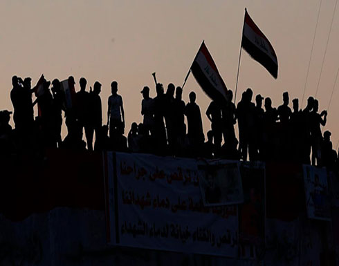 قطع التيار الكهربائي بالكامل عن ساحة التحرير في بغداد قطع التيار الكهربائي بالكامل عن ساحة التحرير في بغداد