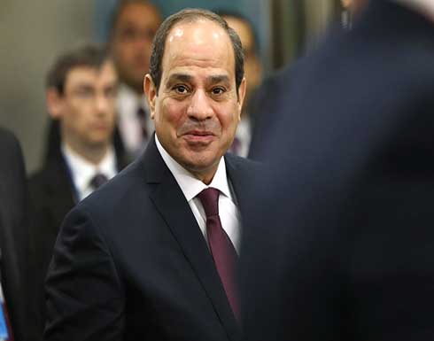 السيسي ينفي حبس أي شخص في مصر بسبب آرائه السياسية السيسي ينفي حبس أي شخص في مصر بسبب آرائه السياسية