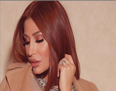 شاهد : هبة نور بالاحمر القصير والجريء تحتفل بالكريسماس شاهد : هبة نور بالاحمر القصير والجريء تحتفل بالكريسماس