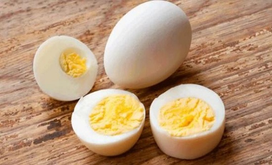 يبحث عنه الجميع للوقاية من كورونا.. البيض غني بهذا الفيتامين يبحث عنه الجميع للوقاية من كورونا.. البيض غني بهذا الفيتامين