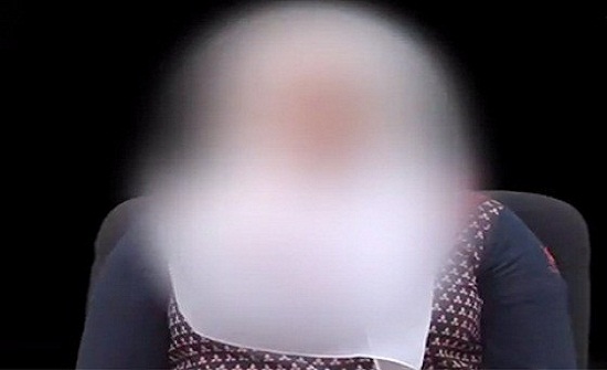 بالفيديو.. مصرية تقع ضحية للنصب الإلكتروني بالفيديو.. مصرية تقع ضحية للنصب الإلكتروني