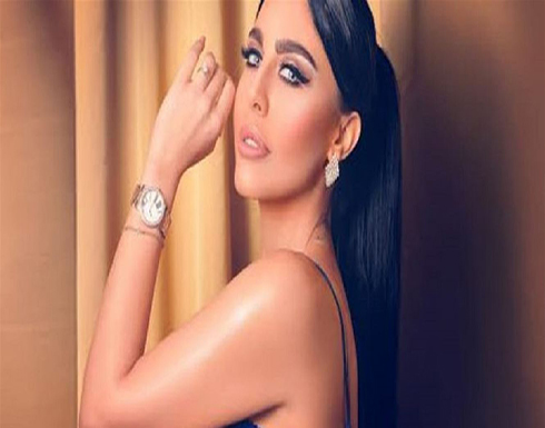 ليلى اسكندر بين أحضان زوجها في أول ظهور لهما بعد الصلح ليلى اسكندر بين أحضان زوجها في أول ظهور لهما بعد الصلح