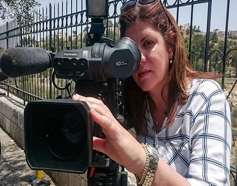 طبيب شرعي: “أبو عاقلة” أصيبت بتهتك في الدماغ وعظام الجمجمة جراء رصاصة قاتلة طبيب شرعي: “أبو عاقلة” أصيبت بتهتك في الدماغ وعظام الجمجمة جراء رصاصة قاتلة
