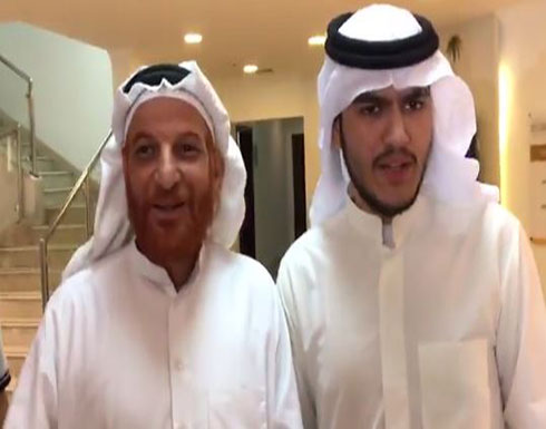 شاهد : أول لقاء بين الأب السعودي وابنه المخطوف بعد 20 سنة شاهد : أول لقاء بين الأب السعودي وابنه المخطوف بعد 20 سنة