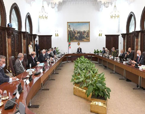 عقيلة صالح: تبون وعد بجمع الليبيين على طاولة الحوار .. بالفيديو عقيلة صالح: تبون وعد بجمع الليبيين على طاولة الحوار .. بالفيديو
