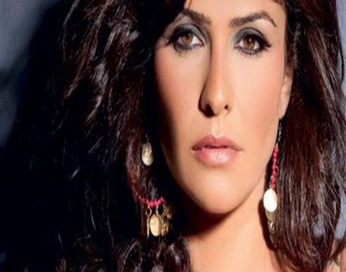 شاهد : جيبة طويلة من الخلف وقصيرة من الأمام.. بسمة بإطلالة أنيقة في مهرجان تورونتو شاهد : جيبة طويلة من الخلف وقصيرة من الأمام.. بسمة بإطلالة أنيقة في مهرجان تورونتو