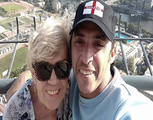 الشاب المصري بعد الزواج من المسنة البريطانية : حب الوطن يغلب على العيش مع زوجتى الشاب المصري بعد الزواج من المسنة البريطانية : حب الوطن يغلب على العيش مع زوجتى