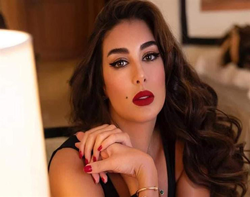 ياسمين صبري باطلالة خضراء قصيرة و متابع يسال عن ثمن المجوهرات .. شاهد ياسمين صبري باطلالة خضراء قصيرة و متابع يسال عن ثمن المجوهرات .. شاهد