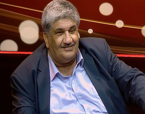 شاهد : صحفي مصري يوثق اقتحام الأمن لمنزله بالقاهرة وسرقة محتوياته شاهد : صحفي مصري يوثق اقتحام الأمن لمنزله بالقاهرة وسرقة محتوياته
