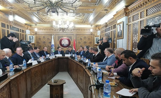 تراجع عدد مرور الشاحنات بين الاردن وسوريا .. من 900 الى 90 تراجع عدد مرور الشاحنات بين الاردن وسوريا .. من 900 الى 90