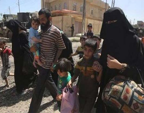 عائلات عراقية تبدأ بالنزوح قبيل انطلاق عملية تحرير راوة عائلات عراقية تبدأ بالنزوح قبيل انطلاق عملية تحرير راوة