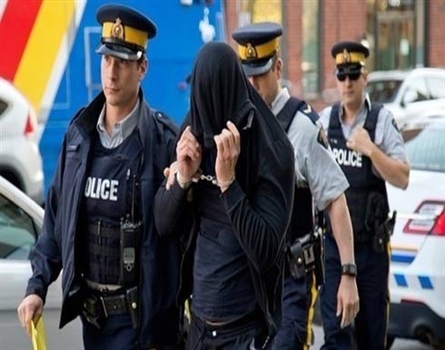 الشرطة الإيطالية تلقي القبض على 31 شخصاً تربطهم صلة بالمافيا الشرطة الإيطالية تلقي القبض على 31 شخصاً تربطهم صلة بالمافيا