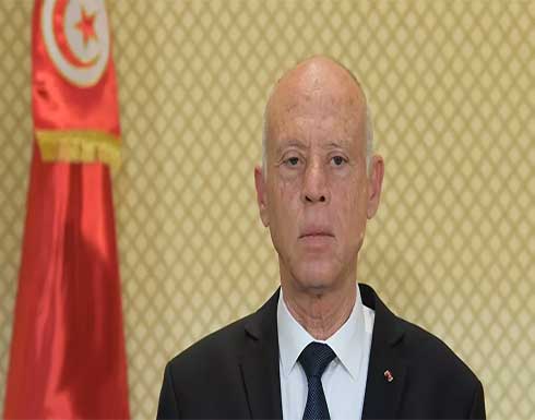 قيس سعيد: لو كان نظام الحكم رئاسيا لما آلت الأوضاع إلى هذا المستوى من الخراب قيس سعيد: لو كان نظام الحكم رئاسيا لما آلت الأوضاع إلى هذا المستوى من الخراب