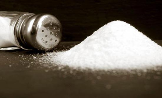 الخطر حقيقي.. إليكم أبرز أضرار الملح على الجسم الخطر حقيقي.. إليكم أبرز أضرار الملح على الجسم