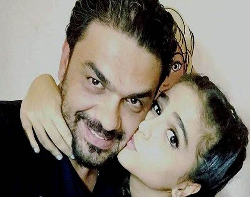 والد حلا الترك يعايدها بمناسبة عيد ميلادها.. فهل تصالحا؟ والد حلا الترك يعايدها بمناسبة عيد ميلادها.. فهل تصالحا؟