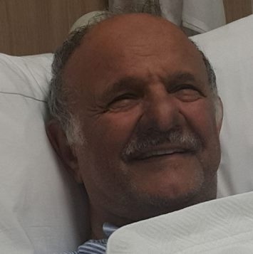 اصابة الدكتور محمد صالح المسفر بوعكة صحية ... اصابة الدكتور محمد صالح المسفر بوعكة صحية ...