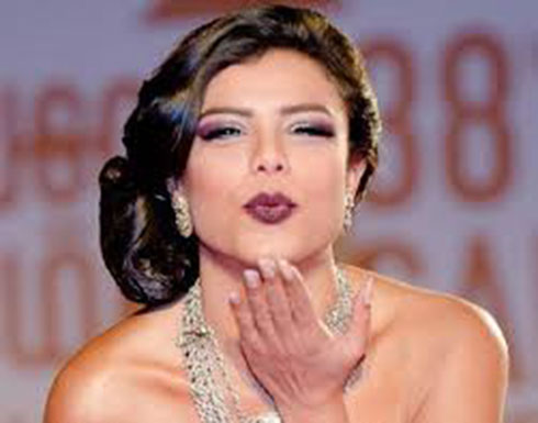 بالفيديو : ناهد السباعي ترقص بشكل "جنوني" مع فريق عمل "الزوجة 18"! بالفيديو : ناهد السباعي ترقص بشكل "جنوني" مع فريق عمل "الزوجة 18"!