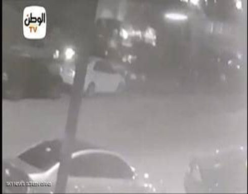 فيديو للحظة مقتل ضابط النزهة على يد مسلحين مجهولين بمصر فيديو للحظة مقتل ضابط النزهة على يد مسلحين مجهولين بمصر