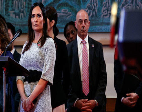 بالفيديو : أنباء عن إصابة متحدثة البيت الأبيض في شجار مع مسؤولين كوريين شماليين! بالفيديو : أنباء عن إصابة متحدثة البيت الأبيض في شجار مع مسؤولين كوريين شماليين!