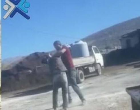 جريمة بشعة .. فيديو يوثق الاعتداء الجنسي على طفل سوري في البقاع اللبناني جريمة بشعة .. فيديو يوثق الاعتداء الجنسي على طفل سوري في البقاع اللبناني