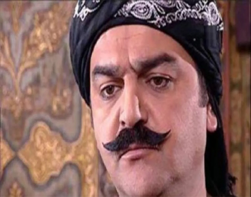 زوجة ابو شهاب بطل مسلسل “باب الحارة” تخطف الأنظار بجمالهما النادر (شاهد)