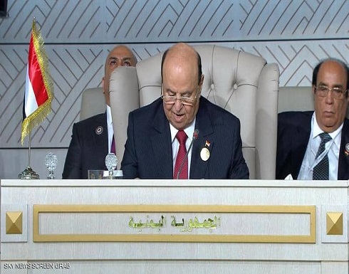 هادي وكرسي الرئاسة.. فقده بصنعاء وبحث عنه في عدن هادي وكرسي الرئاسة.. فقده بصنعاء وبحث عنه في عدن