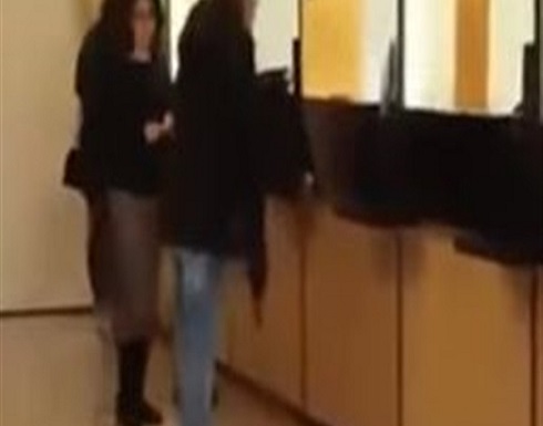 ما في حدا يصرف علينا.. لبنانية تنهار وتشهر إفلاسها.. فيديو ما في حدا يصرف علينا.. لبنانية تنهار وتشهر إفلاسها.. فيديو