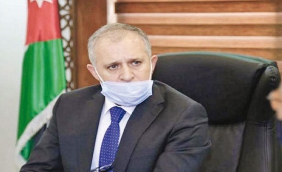 وزير العمل الاردني يعزل نفسه .. بعد اصابة موظفين بالسلالة الجديدة من كورونا وزير العمل الاردني يعزل نفسه .. بعد اصابة موظفين بالسلالة الجديدة من كورونا