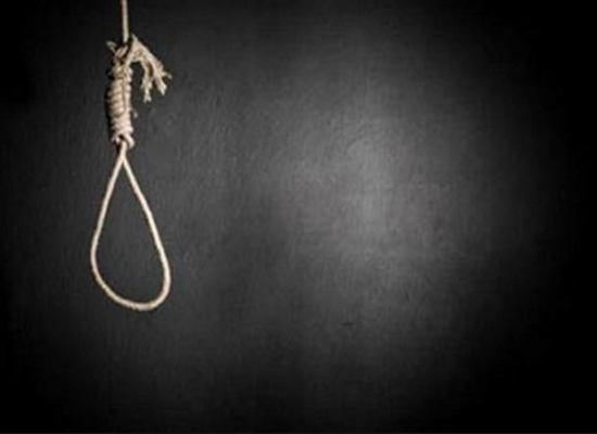 العثور على فتاة في الكرك متوفية وحول رقبتها "حبل " العثور على فتاة في الكرك متوفية وحول رقبتها "حبل "