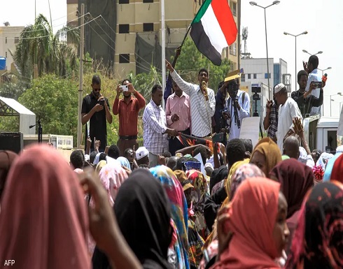 قتيل في احتجاجات الخرطوم.. واستعدادات لـ"مسيرة كبرى"