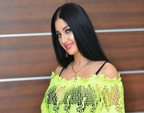 صوفينار تظهر بإطلالة صيفية جريئة صوفينار تظهر بإطلالة صيفية جريئة