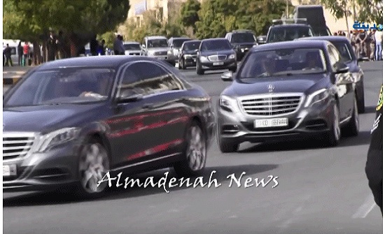 شاهد بالفيديو : لقطات لموكب الملك ومحيط مجلس الامة شاهد بالفيديو : لقطات لموكب الملك ومحيط مجلس الامة