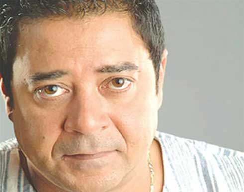الفنان مدحت صالح تزوج من 3 فنانات جميلات .. تعرفوا عليهن (صور) الفنان مدحت صالح تزوج من 3 فنانات جميلات .. تعرفوا عليهن (صور)