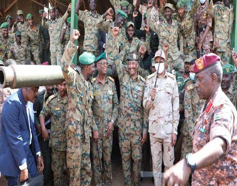 حزب الأمة: تصريحات البرهان عن السياسيين بالسودان خطيرة حزب الأمة: تصريحات البرهان عن السياسيين بالسودان خطيرة