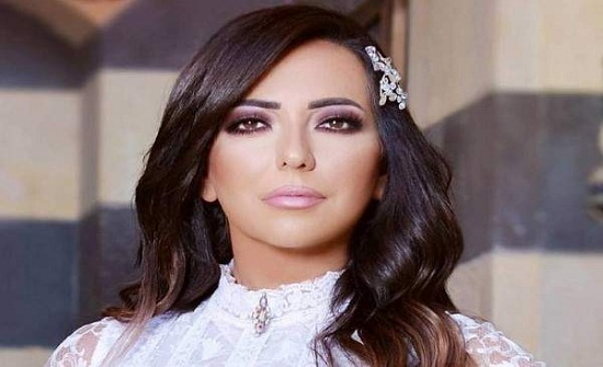 أمل عرفة تكشف سبب غيابها عن جنازة زهير رمضان أمل عرفة تكشف سبب غيابها عن جنازة زهير رمضان