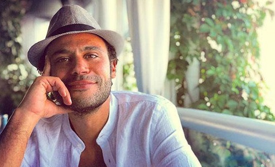 في ظهور نادر..زوجة محمد إمام تخطف الأضواء في العرض الأول لفيلم (عمهم) في ظهور نادر..زوجة محمد إمام تخطف الأضواء في العرض الأول لفيلم (عمهم)