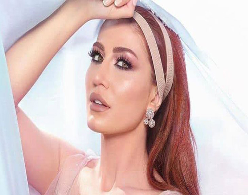 هبة نور بالاخضر الجريء تستعرض انوثتها .. شاهد هبة نور بالاخضر الجريء تستعرض انوثتها .. شاهد