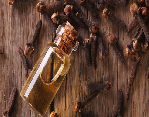 تعرفوا لفوائد زيت القرنفل التجميلية والطبية ومتى يكون ضاراً تعرفوا لفوائد زيت القرنفل التجميلية والطبية ومتى يكون ضاراً