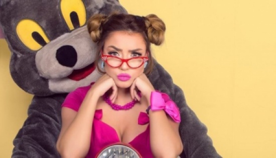 والد سارة سلامة يرد: إيه الجريمة لما تلبس شورت