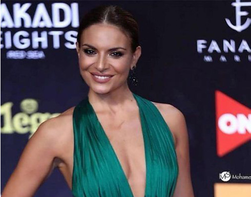 بالأحمر.. هيلدا خليفة تخطف أنظار متابعيها في أحدث ظهور لها .. شاهد بالأحمر.. هيلدا خليفة تخطف أنظار متابعيها في أحدث ظهور لها .. شاهد