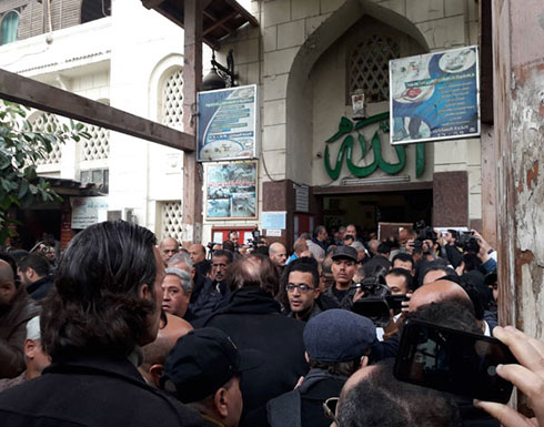 تشييع جنازة الفنانة ماجدة من مسجد مصطفى محمود (فيديو) تشييع جنازة الفنانة ماجدة من مسجد مصطفى محمود (فيديو)