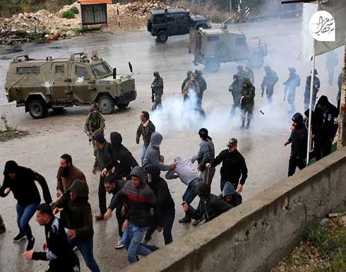 إصابة عشرات الفلسطينيين خلال تصديهم للاحتلال في برقة .. بالفيديو