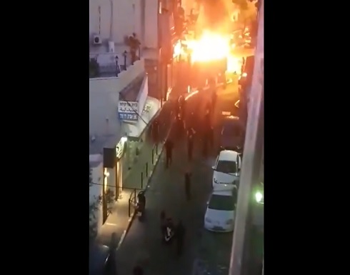 اعتداء على الفلسطينيين في اللد ويافا وطبريا والخضيرة وعكا .. بالفيديو اعتداء على الفلسطينيين في اللد ويافا وطبريا والخضيرة وعكا .. بالفيديو
